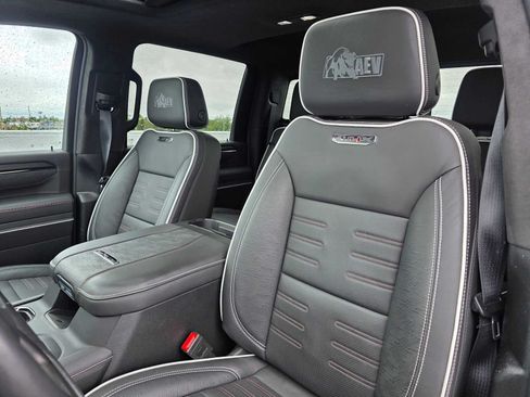 Certified 2024 GMC Sierra 2500 AT4X w/ AT4X AEV Edition AWD/4WD image 21