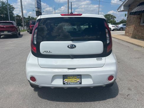 Used 2019 Kia Soul + FWD image 6