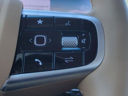 Certified 2025 Genesis G80 2.5T AWD/4WD image 21