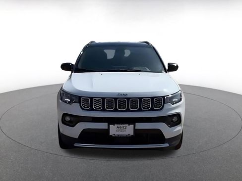Used 2025 Jeep Compass Limited AWD/4WD image 4