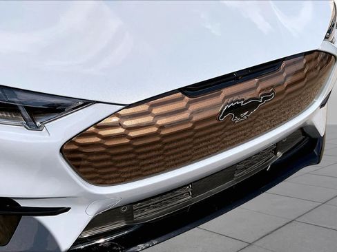 Used 2025 Ford Mustang Mach-E GT w/ Bronze Appearance Package AWD/4WD image 34