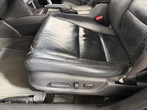 Used 2011 Honda Accord EX-L image 10