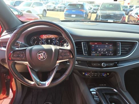 Used 2022 Buick Enclave Premium w/ Surround and Sites Package image 15
