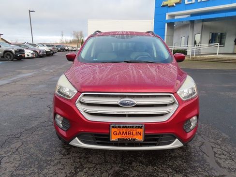 Used 2018 Ford Escape SE w/ SE Sync 3 Package image 2