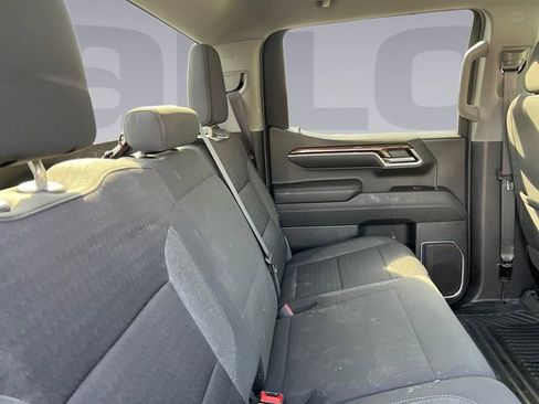 Used 2023 Chevrolet Silverado 1500 LT image 18