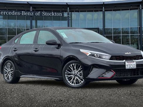 Used 2023 Kia Forte GT-Line image 1