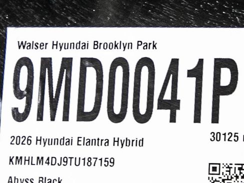 Used 2026 Hyundai Elantra Hybrid FWD image 28