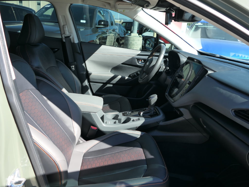 Used 2025 Subaru Crosstrek 2.5i Limited w/ Popular Package #3A AWD/4WD image 26