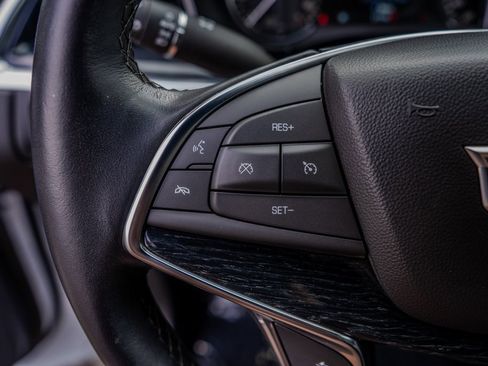 Used 2024 Cadillac XT5 Premium Luxury image 6