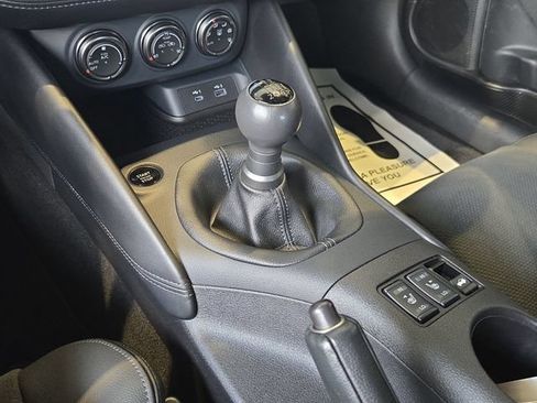 Certified 2025 Nissan Z Performance w/ Floor Mat Package RWD image 11