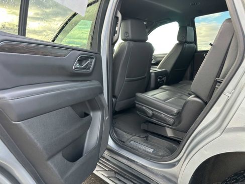 Used 2024 Chevrolet Tahoe LT image 17