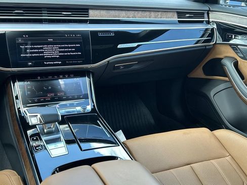Used 2024 Audi A8 L 3.0T AWD/4WD image 24