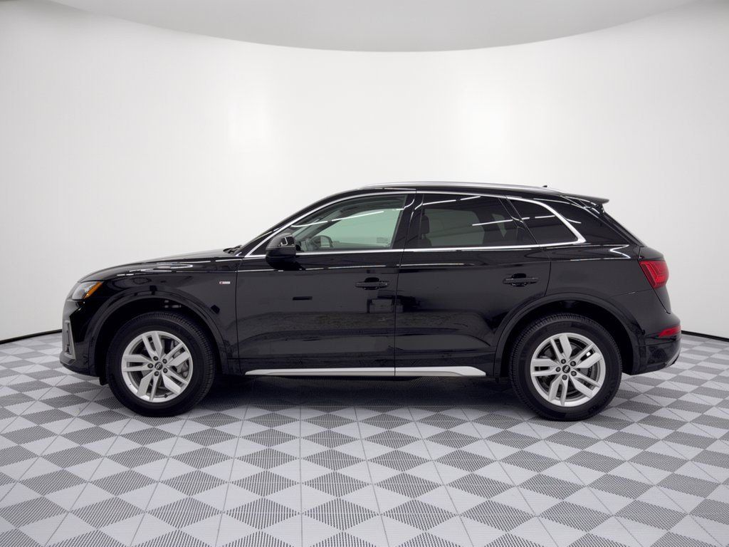 Used 2022 Audi Q5 2.0T Premium AWD/4WD image 2