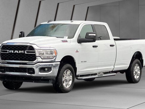 Used 2024 RAM 3500 Big Horn image 8