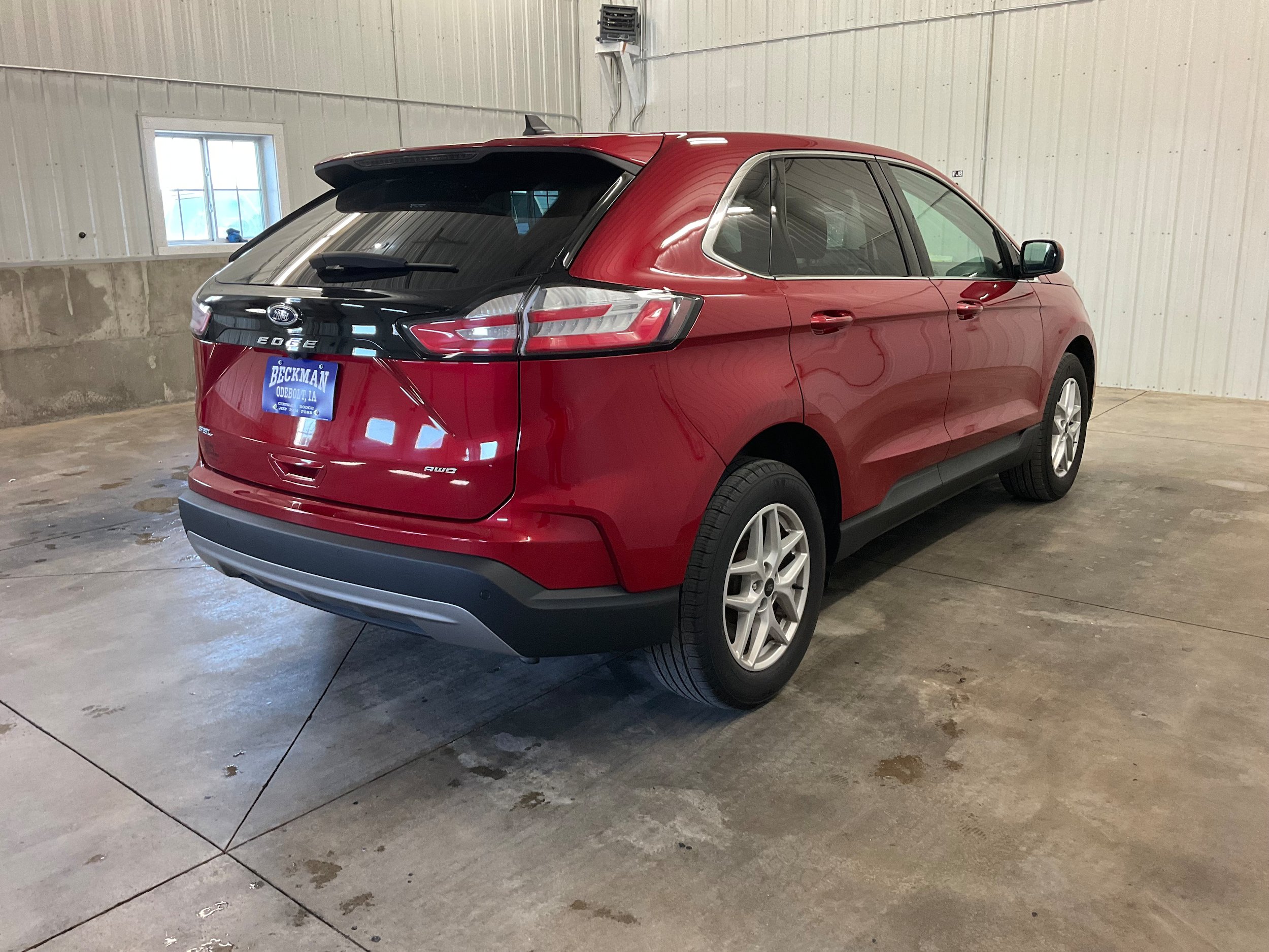 Used 2024 Ford Edge SEL w/ Convenience Package AWD/4WD image 5
