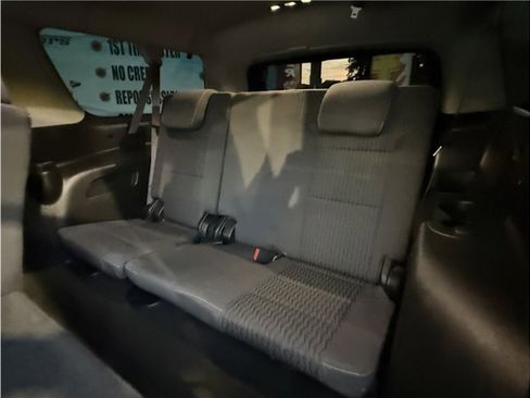 Used 2017 Chevrolet Suburban LS image 24