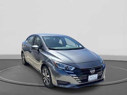 Used 2025 Nissan Versa SV w/ Trunk Package FWD image 3