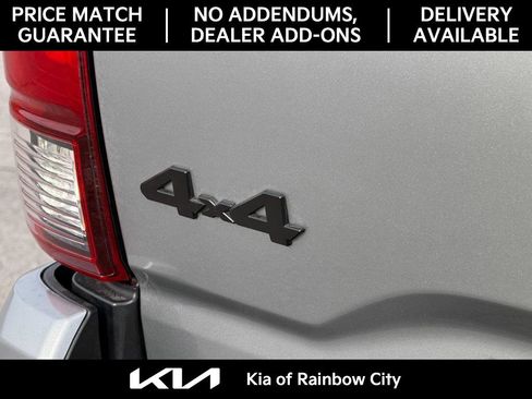 Used 2023 Toyota Tacoma SR5 w/ Technology Package image 10