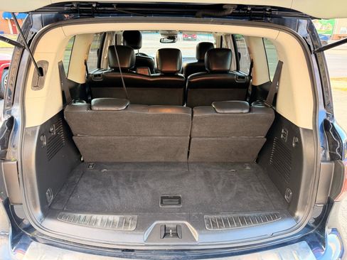 Used 2017 INFINITI QX80 4WD w/ Driver Assistance Package image 14