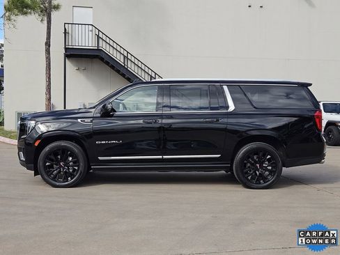Used 2021 GMC Yukon XL Denali w/ Denali Premium Package image 4