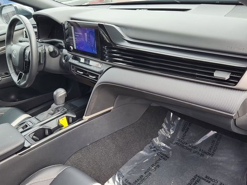 Certified 2025 Toyota Camry SE image 29