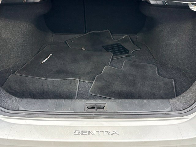 Certified 2023 Nissan Sentra SR FWD image 15