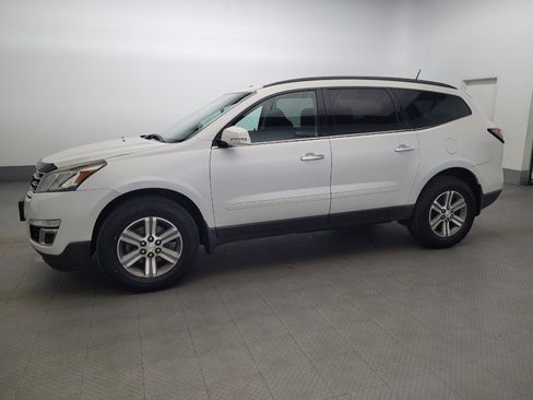 Used 2017 Chevrolet Traverse LT AWD/4WD image 2