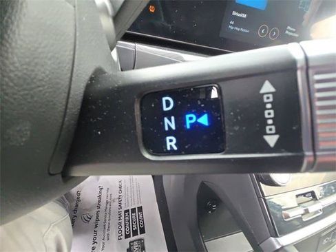 Certified 2025 Hyundai Santa Fe SEL image 20