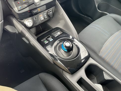 Used 2019 Nissan Leaf SV Plus w/ SV All Weather Package image 25