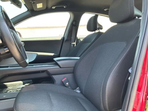 Used 2023 Hyundai Ioniq 6 SE RWD image 16