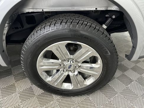 Used 2020 Ford F150 Lariat w/ Equipment Group 502A Luxury RWD image 21
