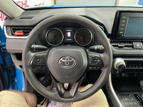 Used 2019 Toyota RAV4 LE w/ All Weather Liner Package FWD image 23
