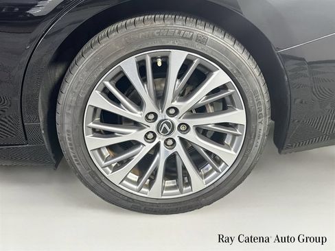 Used 2019 Lexus ES 350 w/ Premium Package FWD image 33