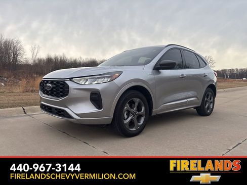 Used 2023 Ford Escape ST-Line w/ Tech Pack #1 AWD/4WD image 1