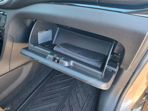 Used 2019 Buick Encore Essence w/ Experience Buick Package image 32