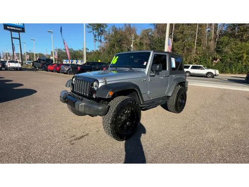 Used 2016 Jeep Wrangler Sport image 7