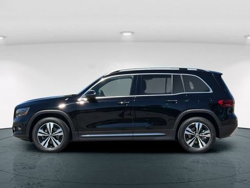 Used 2026 Mercedes-Benz GLB 250 image 4