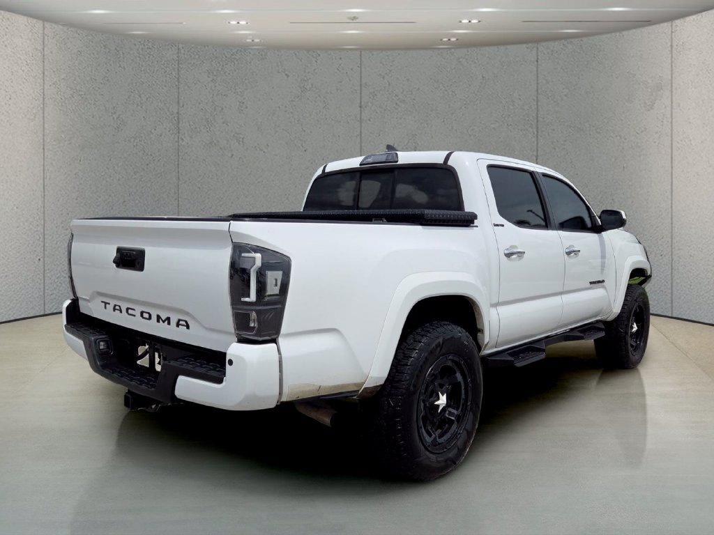 Used 2016 Toyota Tacoma Limited w/ Towing Package AWD/4WD image 5