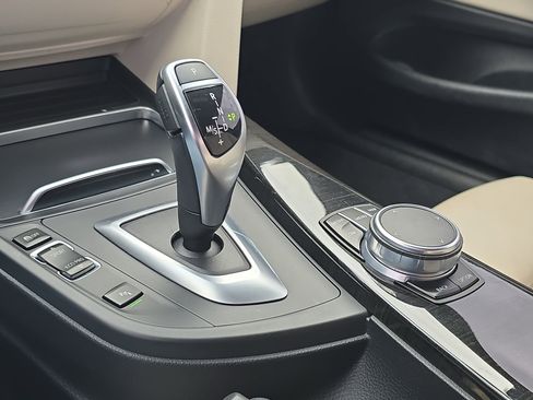 Used 2019 BMW 430i Coupe w/ M Sport Package image 20