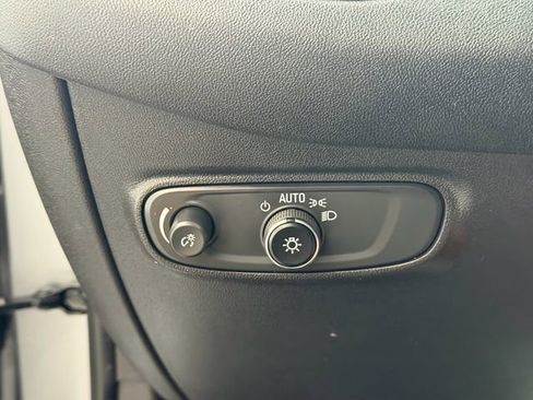 Certified 2024 Chevrolet Equinox LS w/ LS Convenience Package FWD image 20