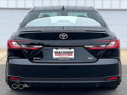 New 2026 Toyota Camry SE FWD image 5