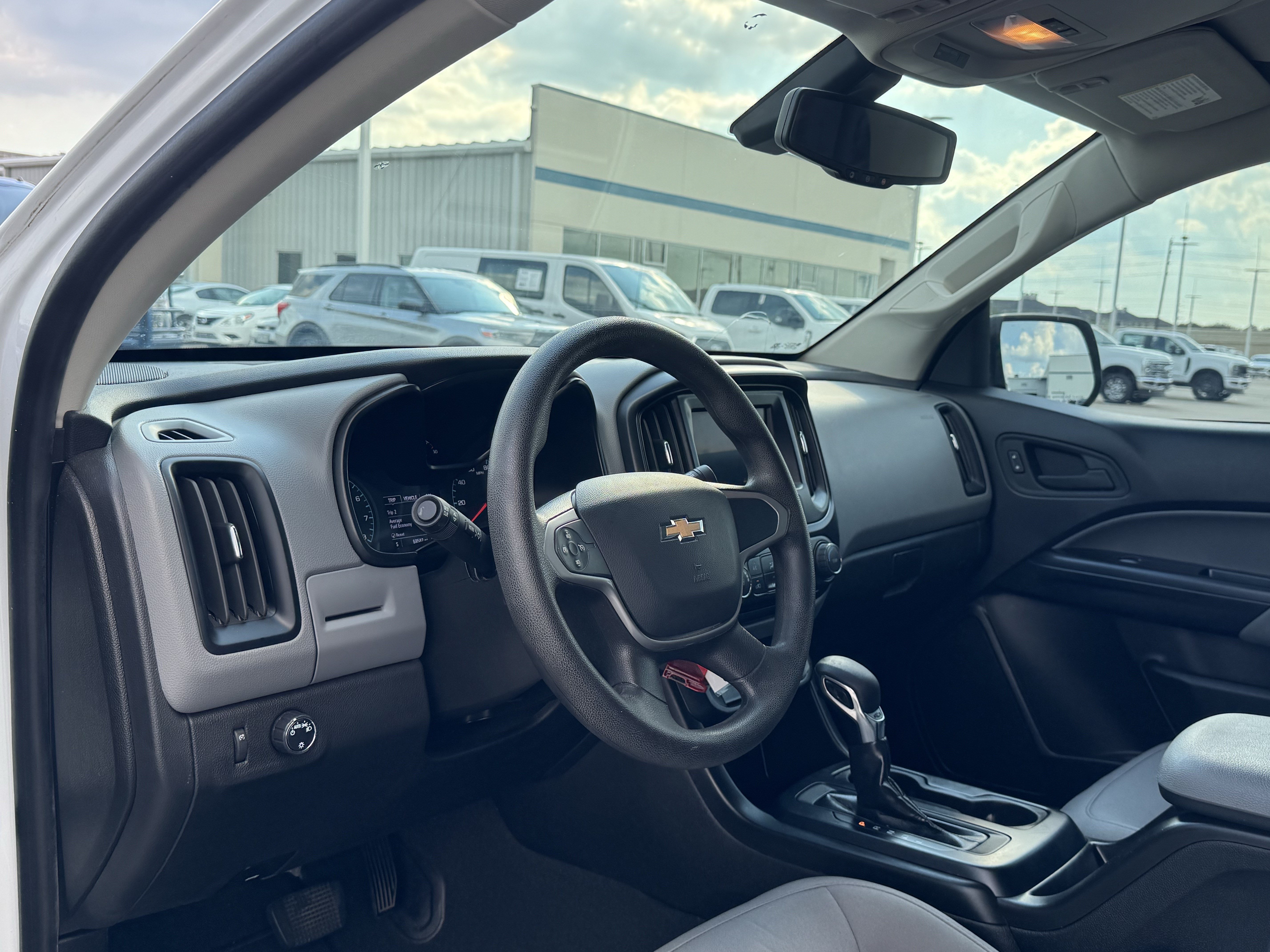 Used 2022 Chevrolet Colorado W/T w/ WT Convenience Package RWD image 16