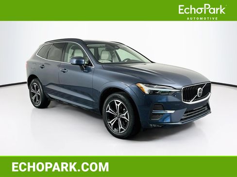 Used 2022 Volvo XC60 B5 Momentum AWD/4WD image 1
