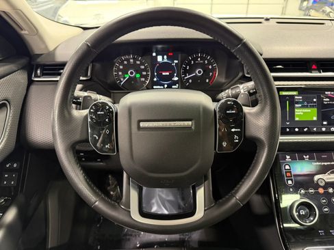 Used 2018 Land Rover Range Rover Velar S AWD/4WD image 14