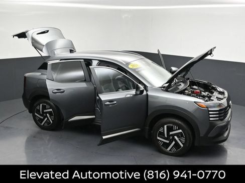 Certified 2026 Nissan Kicks SV FWD image 27