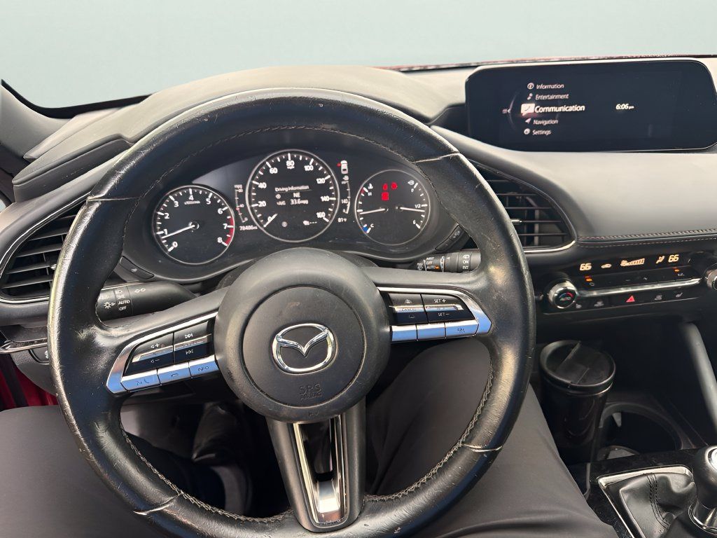 Used 2022 MAZDA MAZDA3 s FWD image 4
