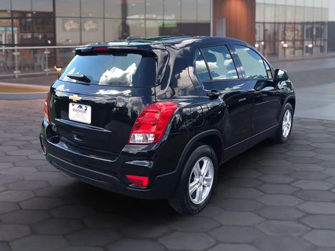 Used 2020 Chevrolet Trax LS FWD image 5