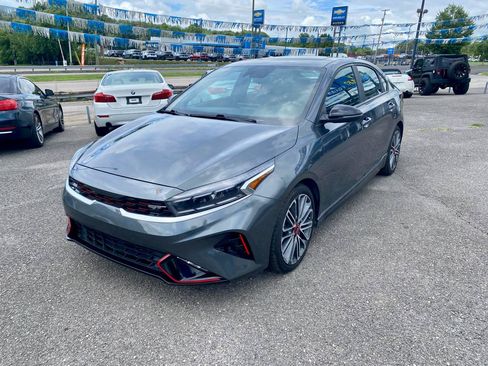 Used 2022 Kia Forte GT FWD image 3