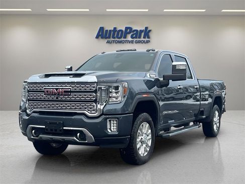 Used 2020 GMC Sierra 2500 Denali w/ Denali Ultimate Package image 3