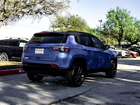 Used 2026 Jeep Compass Limited image 4